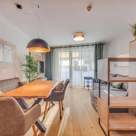 Kleiner Alpiner Boudoir In Der Residenz Silvretta Apartman *